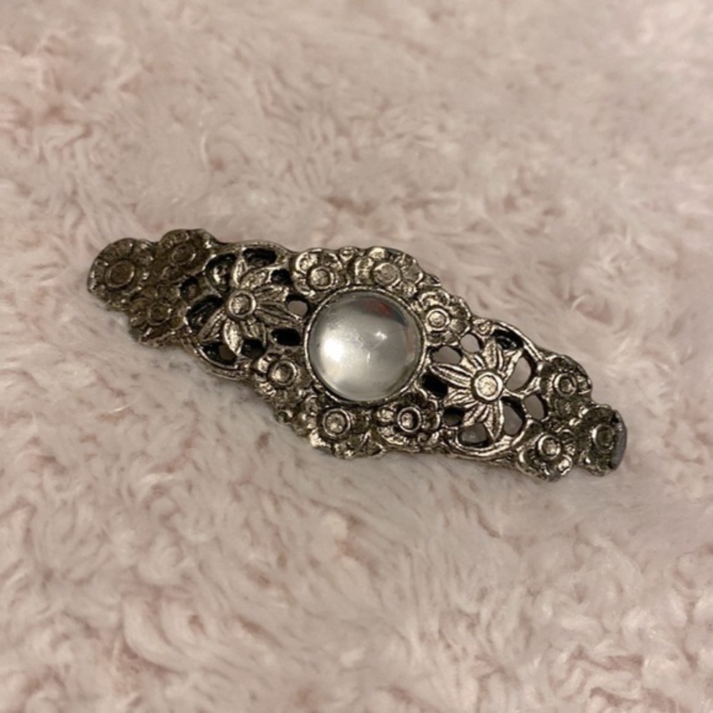 VTG Victorian Brooch